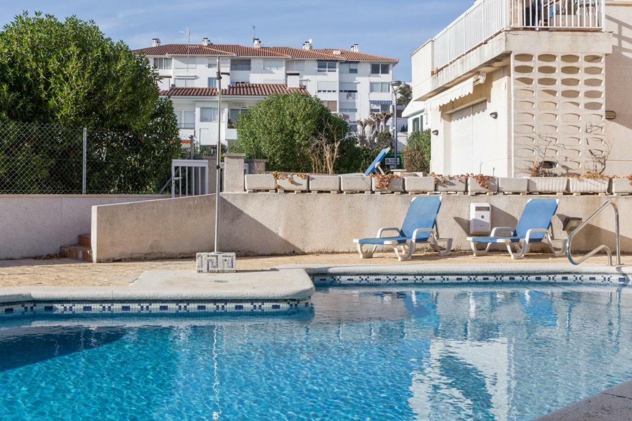 Casa Balmins Sitges Bed and Breakfast Buitenkant foto